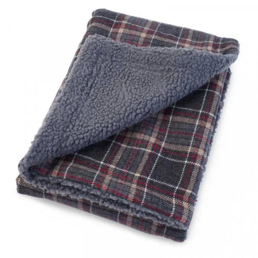 Zoon Plaid Comforter Pet Blanket
